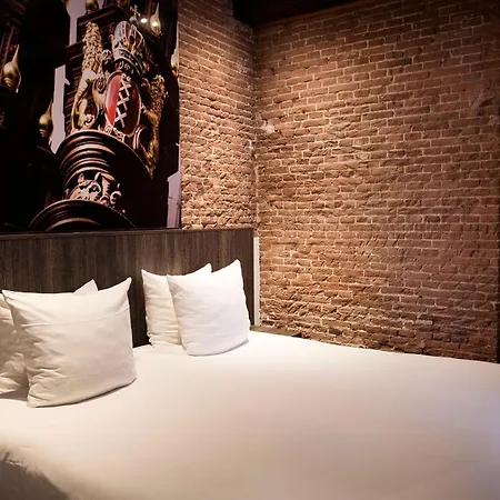 Hotel Leonardo Eden Center 4*