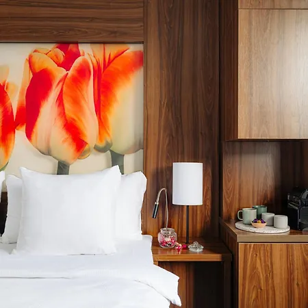 Leonardo Eden Center 4* Ámsterdam