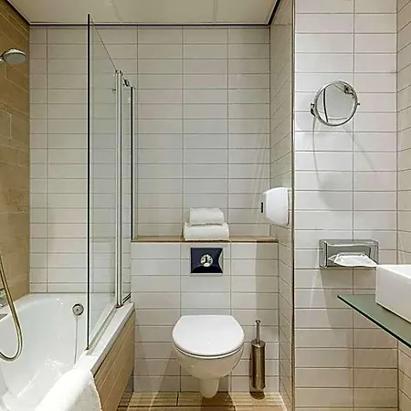 Leonardo Eden Center 4*