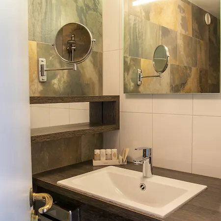 Leonardo Eden Center 4* Amsterdam