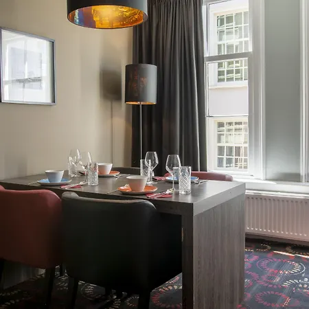 Hotell Leonardo Eden Center 4*